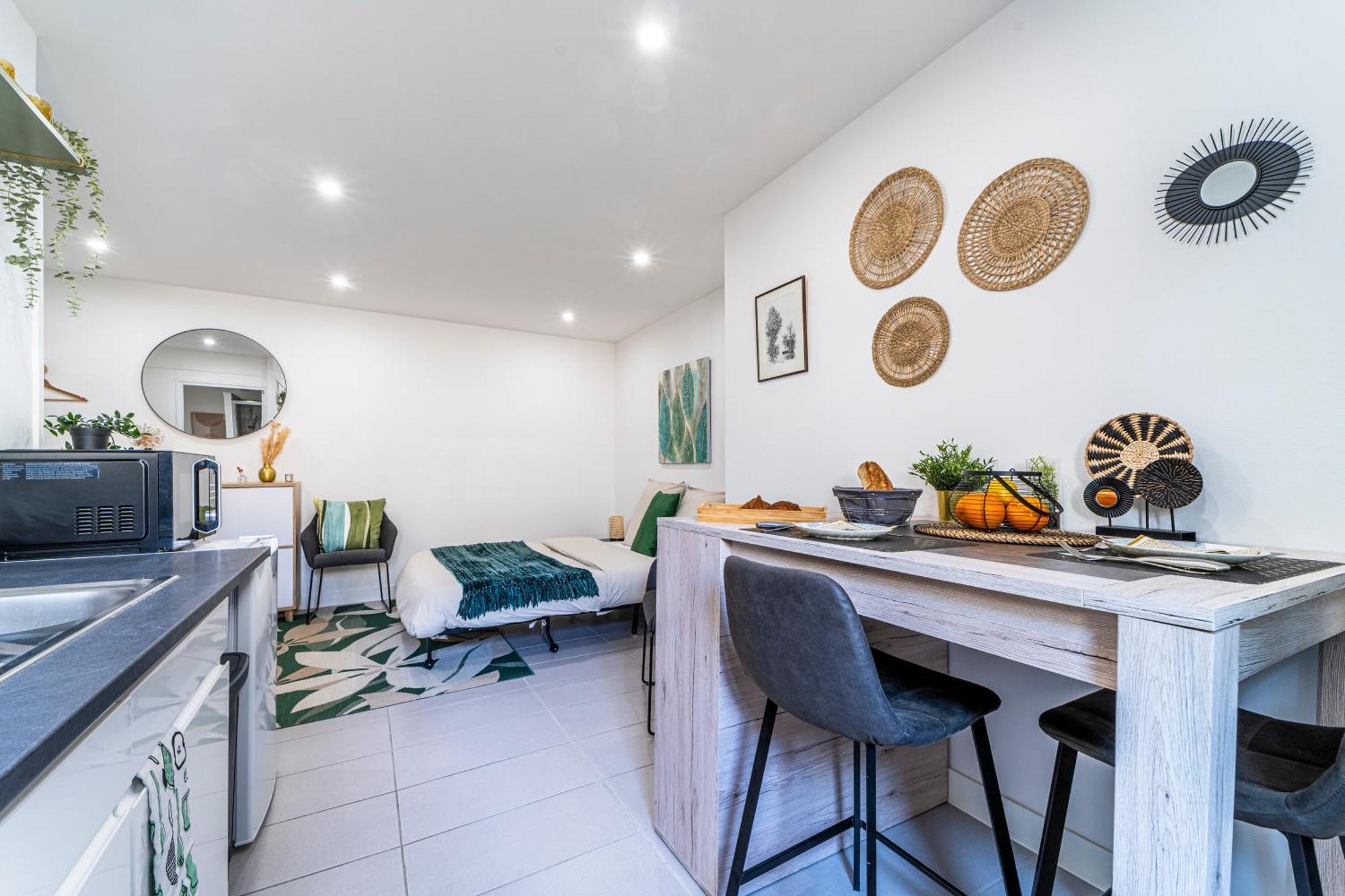 דירות Mons-en-Baroeul Le Cosy - Free Parking - Proche Gares Lille - Netflix - Wifi מראה חיצוני תמונה